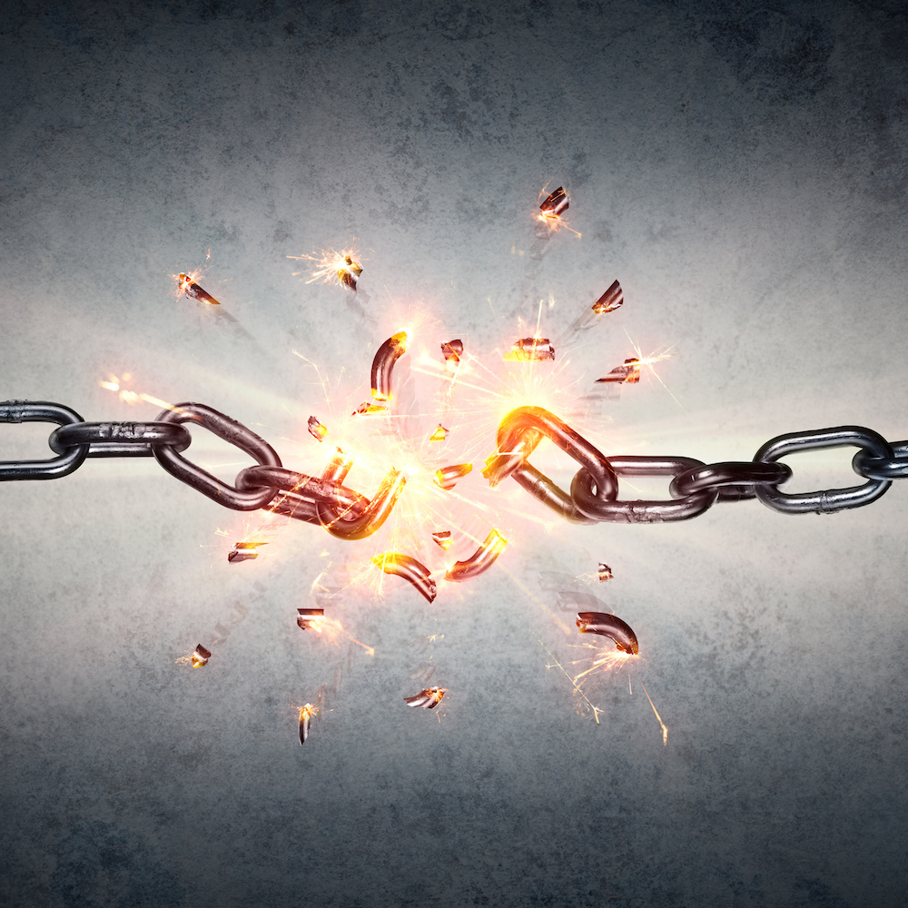 A Self-Sufficient Serial Flash Memory